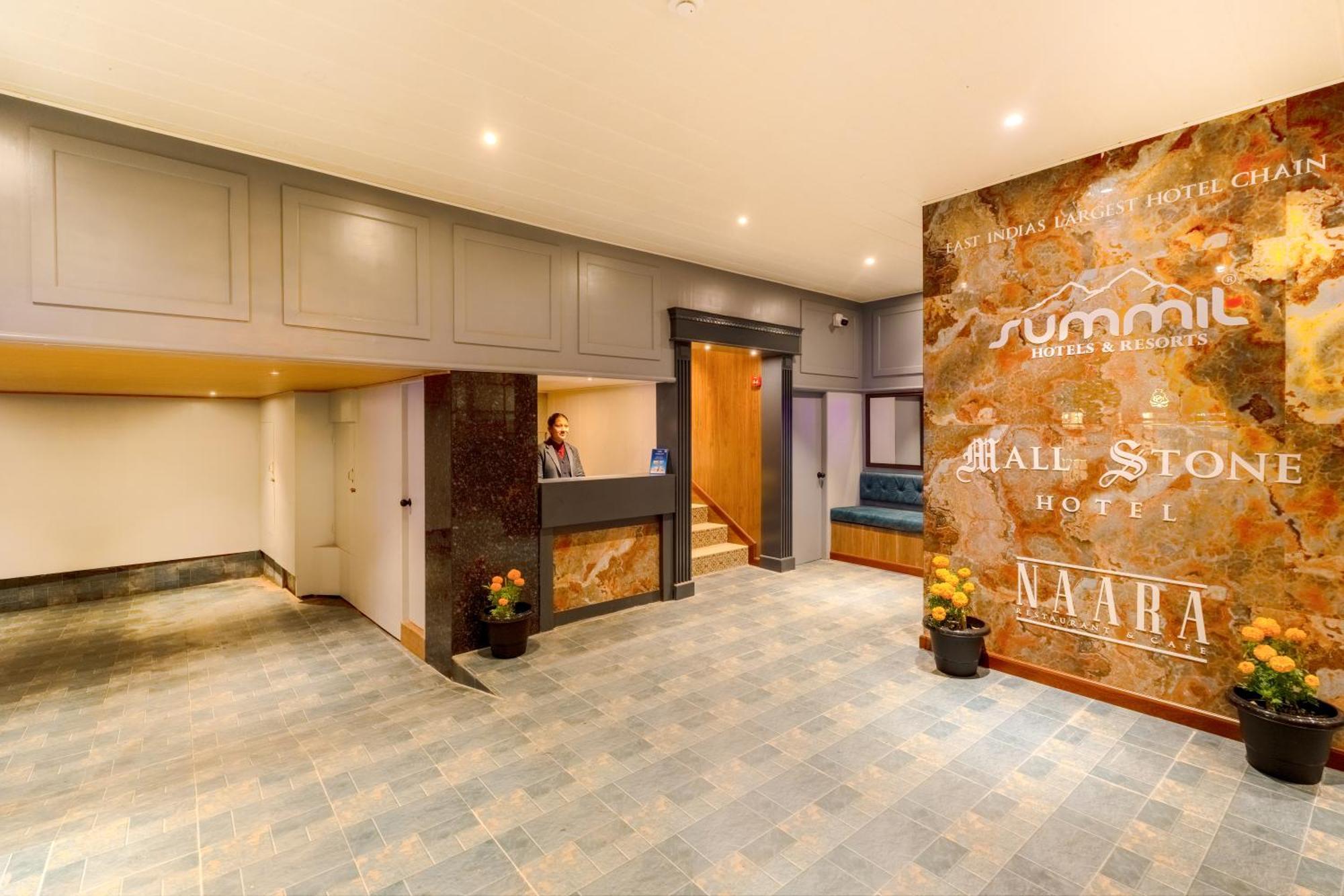Summit Mall Stone Hotel 다르질링 외부 사진